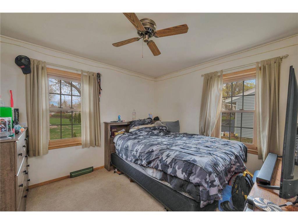 939 S Orient Street Fairmont MN 56031 7051794 image16