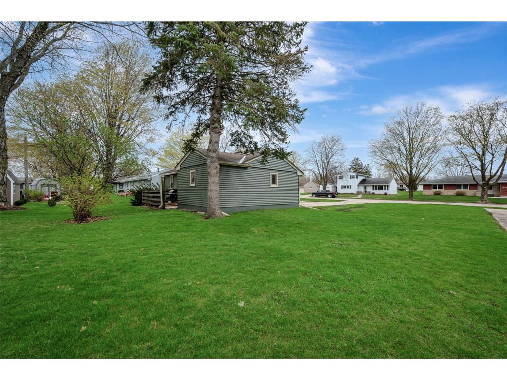 939 S Orient Street Fairmont MN 56031 7051794 image4