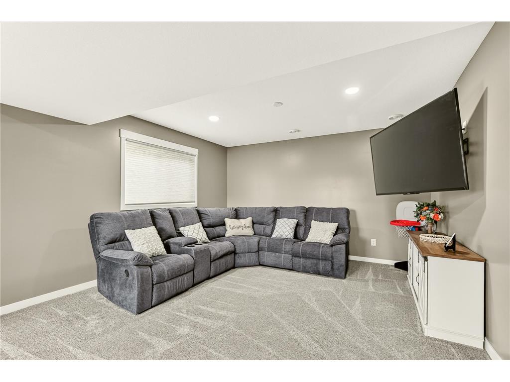94 5th Avenue SE Kasson MN 55944 7089087 image16