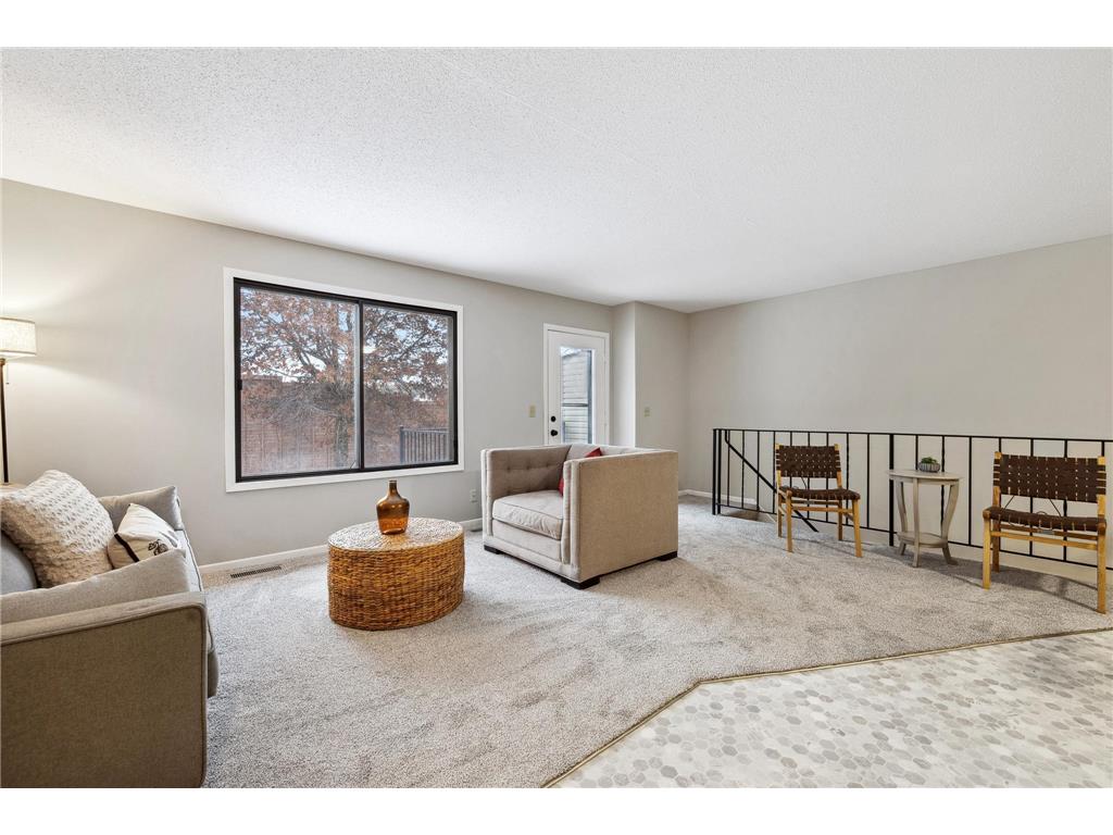 94 96th Lane NE Blaine MN 55434 6658451 image1