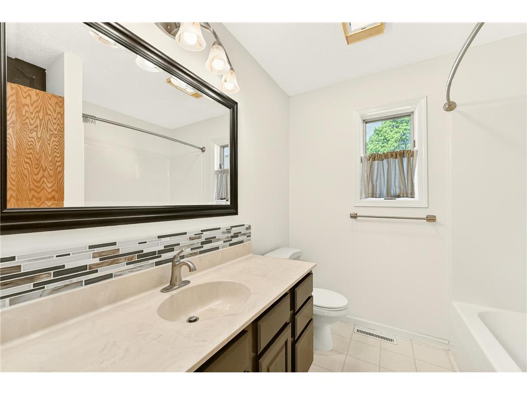 94 Maple Street Fountain MN 55935 7073497 image12