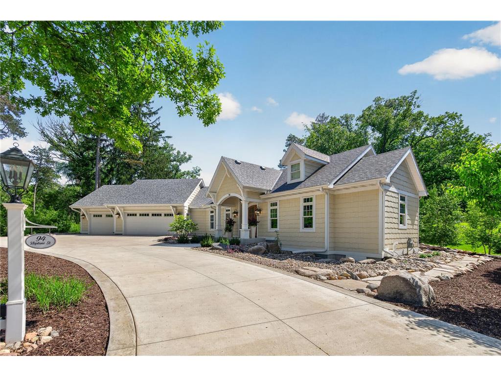 94 Neptune Street Mahtomedi MN 55115 - White Bear 7083997 image1