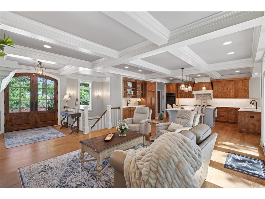 94 Neptune Street Mahtomedi MN 55115 - White Bear 7083997 image17