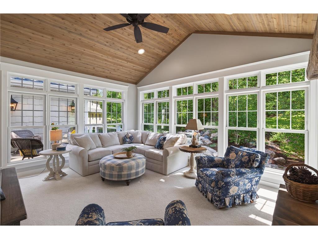 94 Neptune Street Mahtomedi MN 55115 - White Bear 7083997 image32