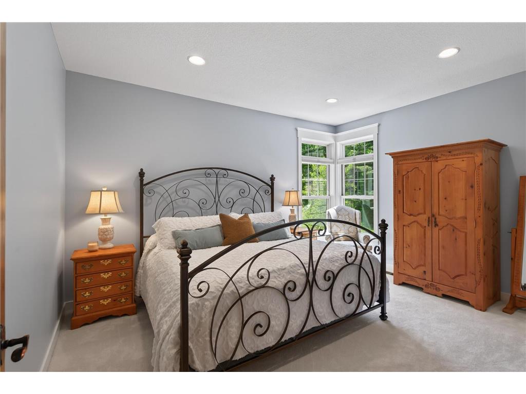 94 Neptune Street Mahtomedi MN 55115 - White Bear 7083997 image33