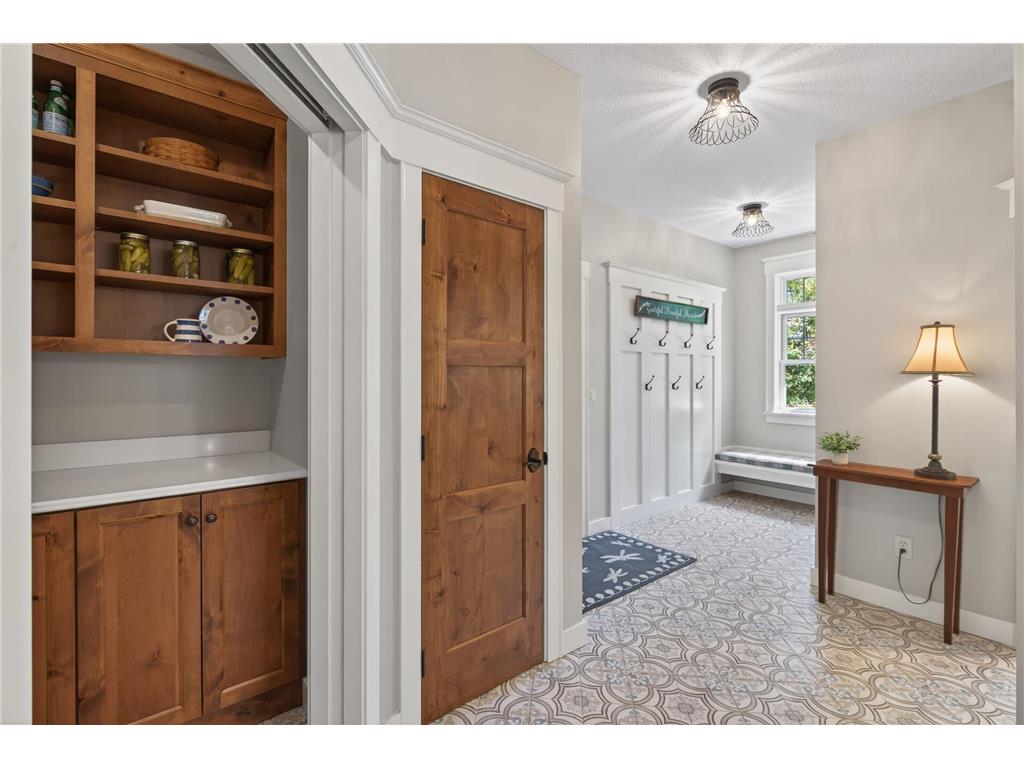 94 Neptune Street Mahtomedi MN 55115 - White Bear 7083997 image40