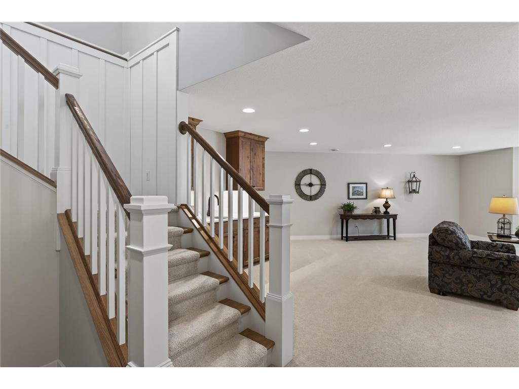 94 Neptune Street Mahtomedi MN 55115 - White Bear 7083997 image48