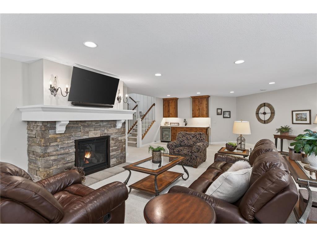 94 Neptune Street Mahtomedi MN 55115 - White Bear 7083997 image49