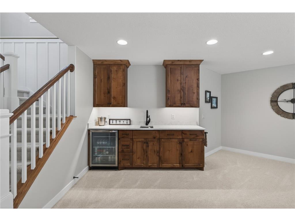 94 Neptune Street Mahtomedi MN 55115 - White Bear 7083997 image52