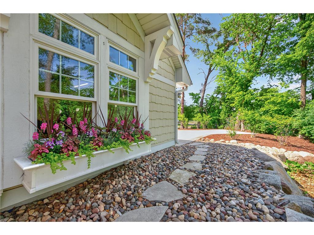 94 Neptune Street Mahtomedi MN 55115 - White Bear 7083997 image9