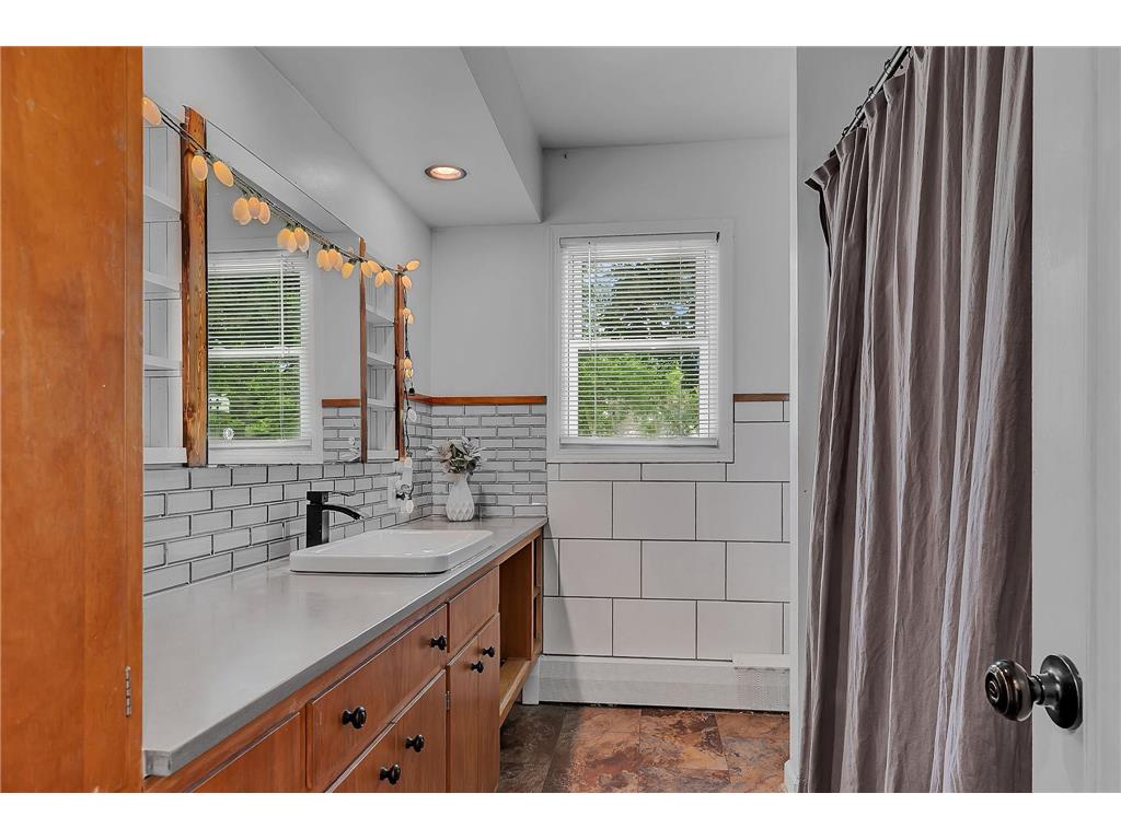 940 Hamlet Drive N Avon MN 56310 - Middle Spunk 7085215 image17