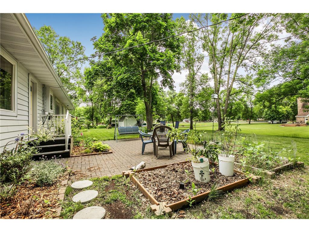 940 Hamlet Drive N Avon MN 56310 - Middle Spunk 7085215 image33