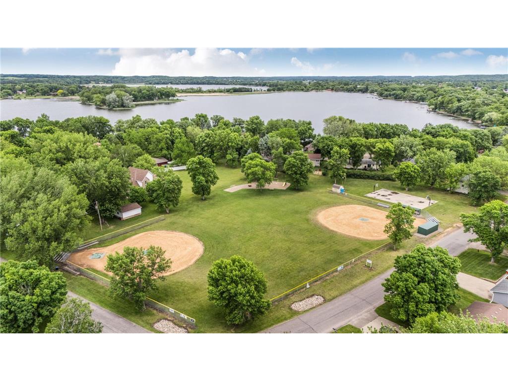 940 Hamlet Drive N Avon MN 56310 - Middle Spunk 7085215 image35