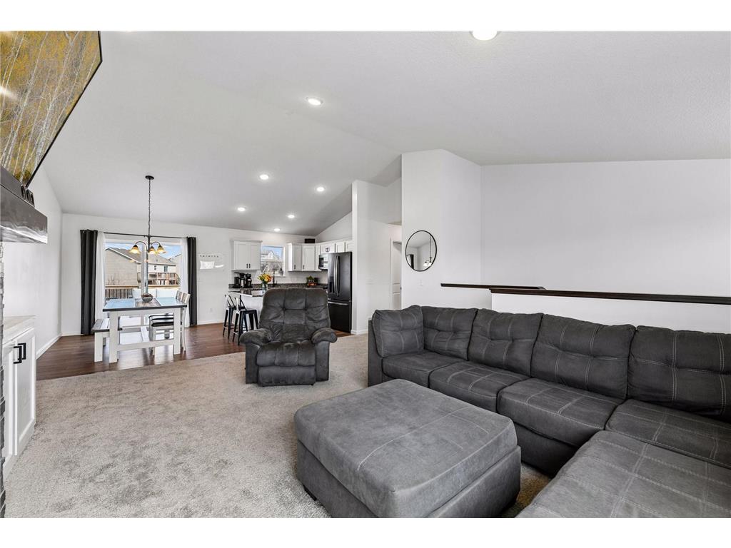 940 Lakewood Trail Norwood Young America MN 55397 7045849 image11