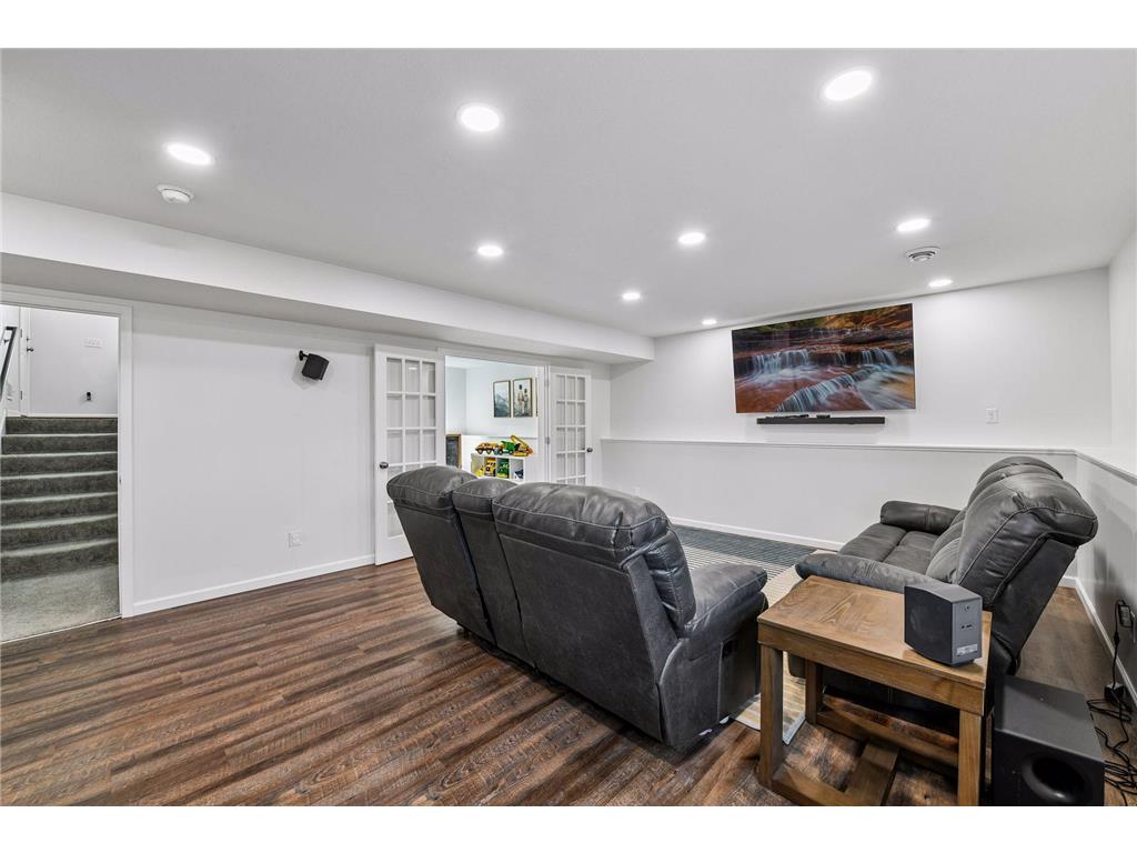 940 Lakewood Trail Norwood Young America MN 55397 7045849 image32