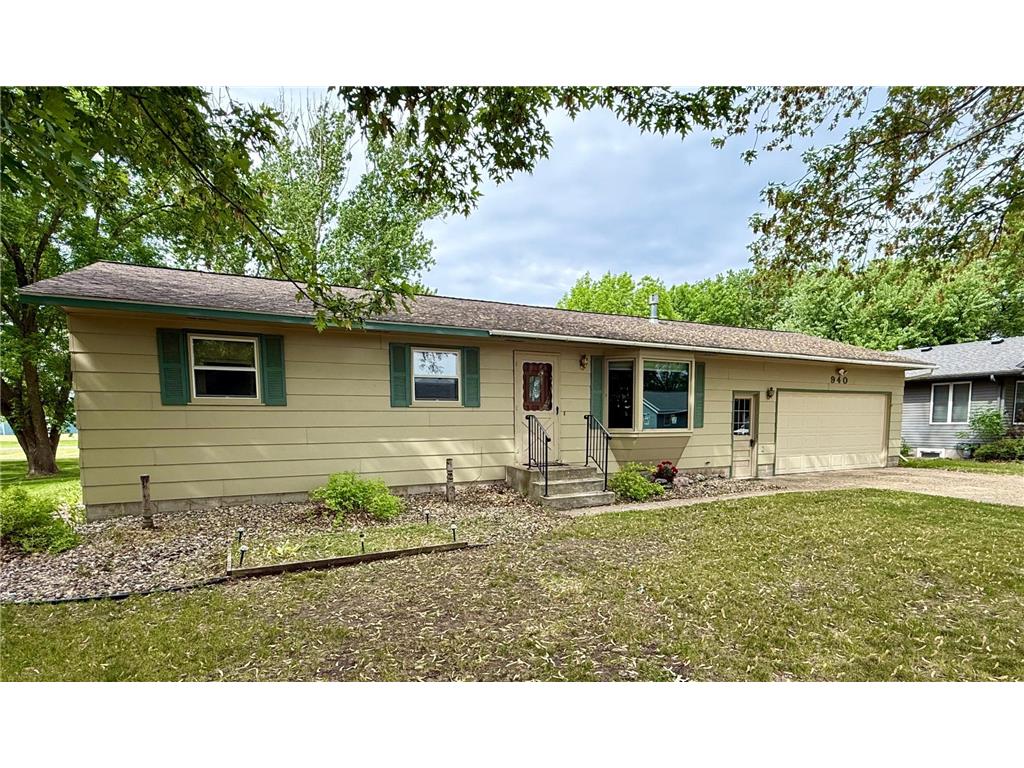 940 Lilac Drive Sauk Centre MN 56378 7023720 image1