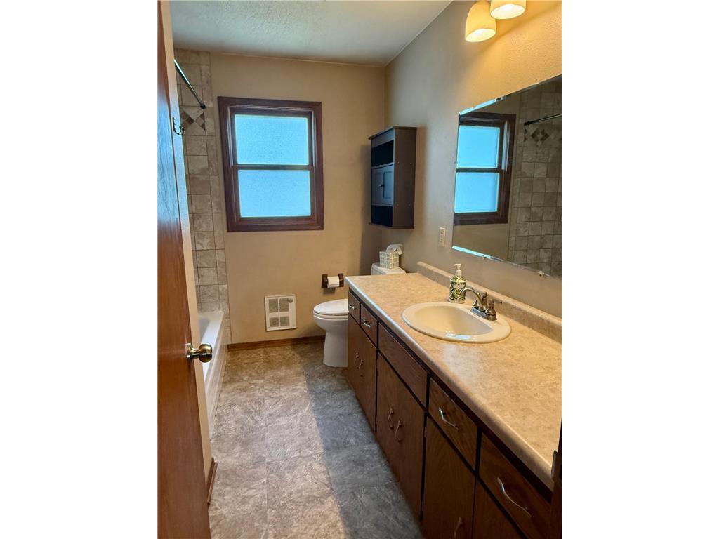 940 Lilac Drive Sauk Centre MN 56378 7023720 image10