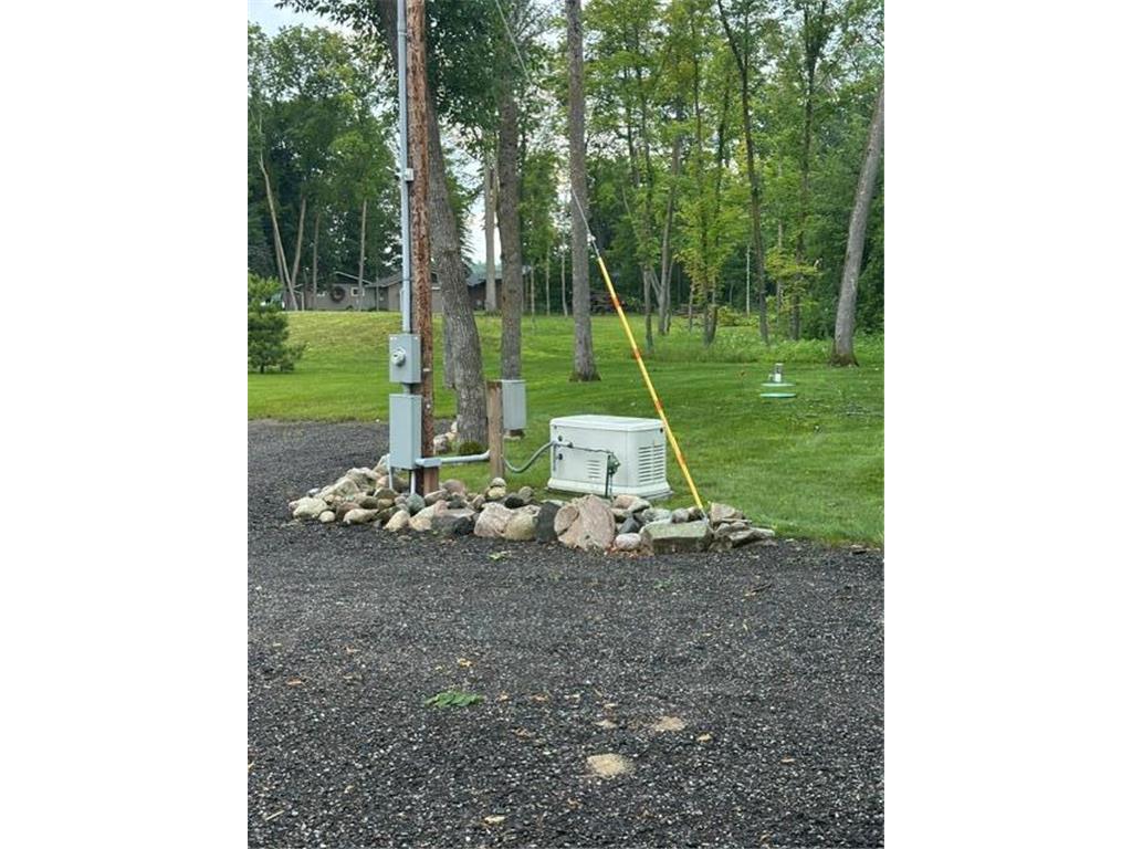 940 Maple Crest Drive NW Hackensack MN 56452 - Woman 7077210 image26