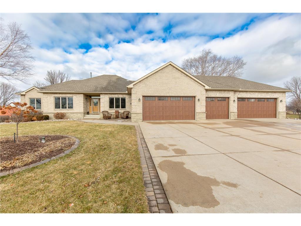 940 Rosewood Circle, Shakopee, MN, 55379 MLS 6481341 Edina Realty