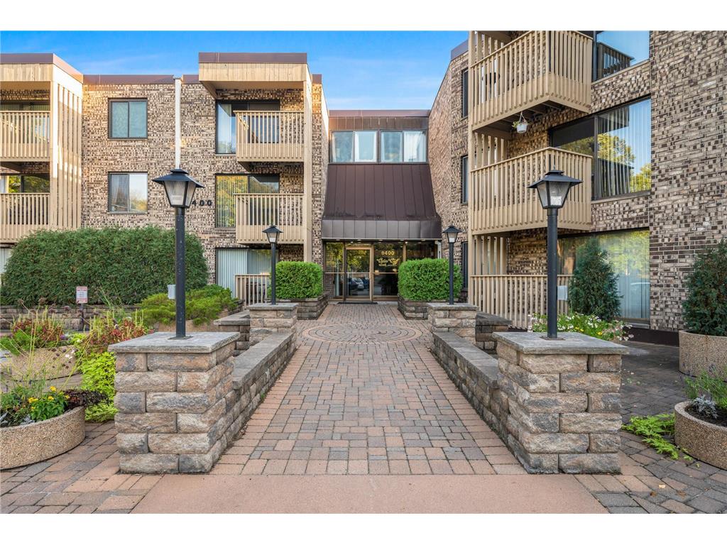 9400 Old Cedar Avenue S #140 Bloomington MN 55425 6440186 image1
