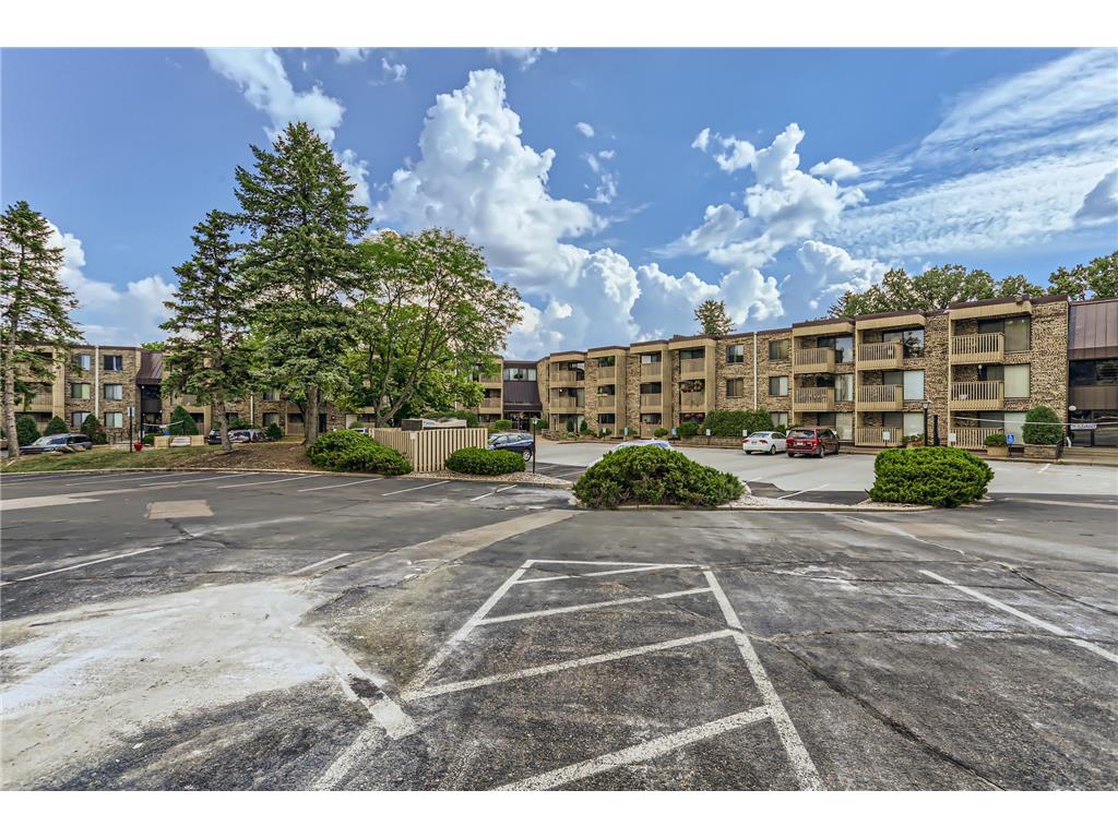 9400 Old Cedar Avenue S #315 Bloomington MN 55425 6413501 image1