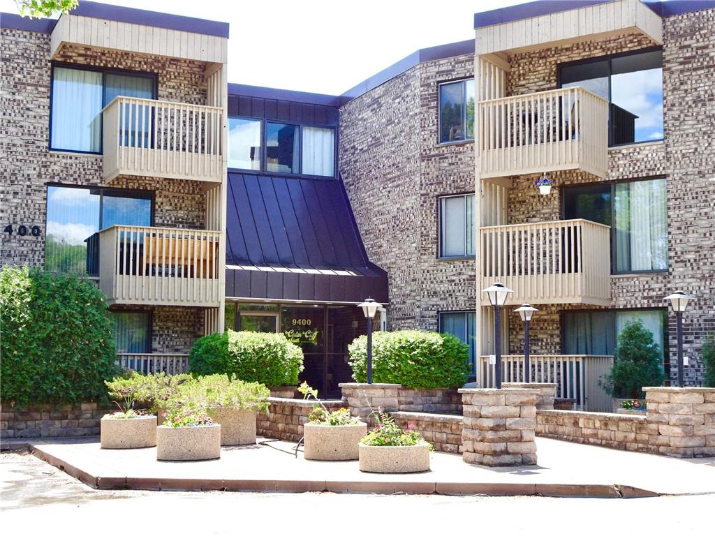 9400 Old Cedar Avenue S #318 Bloomington MN 55425 6736468 image1