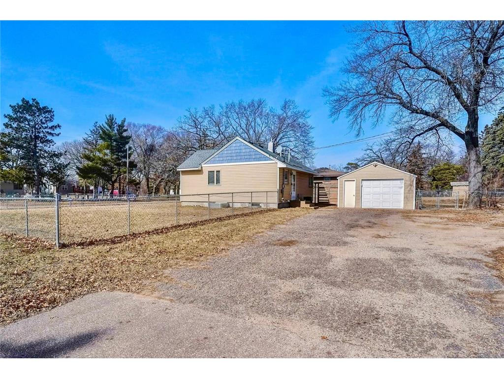 9401 Flintwood Street NW Coon Rapids MN 55433 6501580 image1
