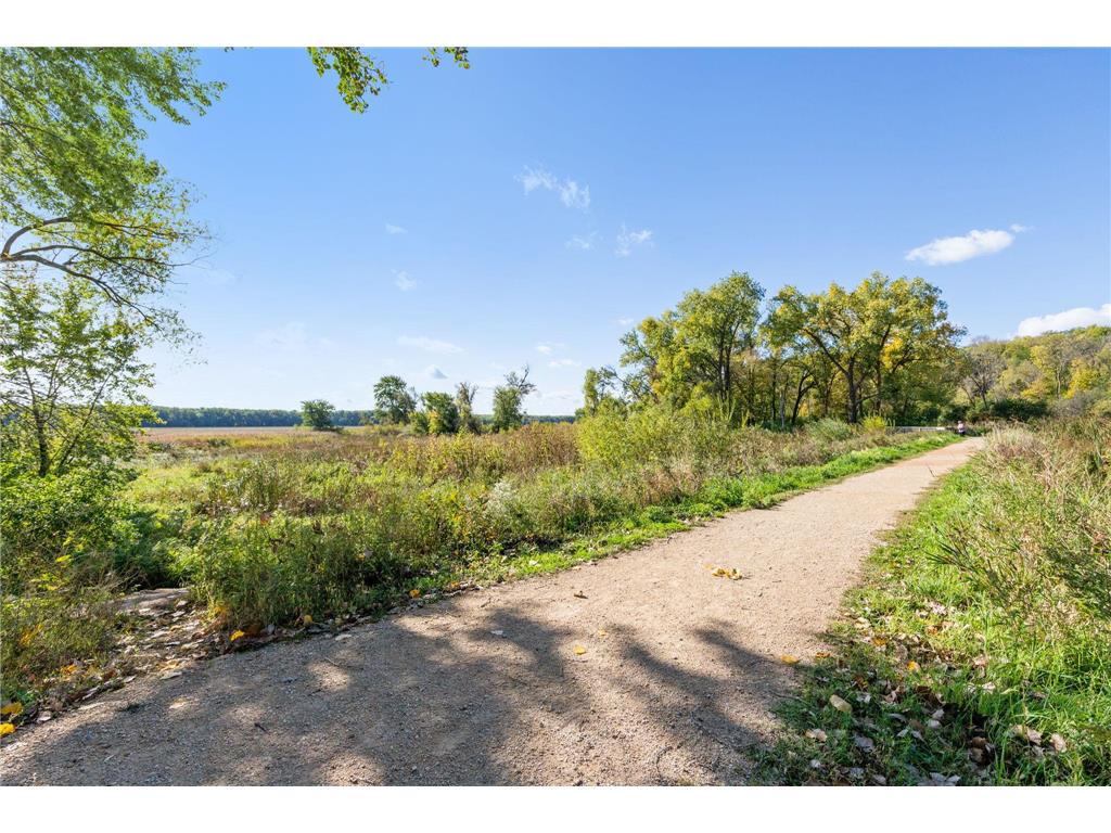 9401 Old Cedar Avenue S, Bloomington, MN, 55425 | MLS: 6266322 | Edina ...