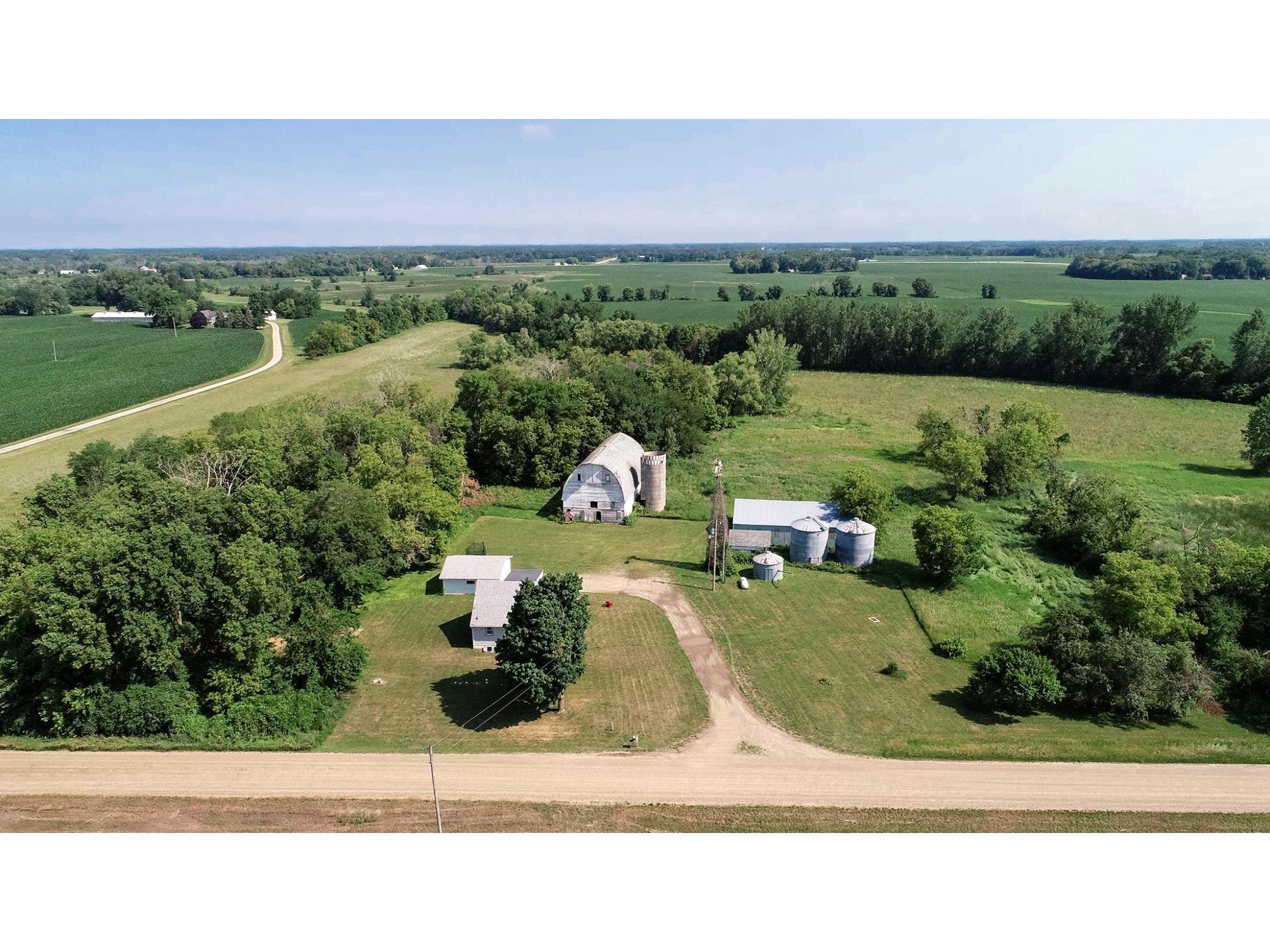 9404 170th Street, Glencoe, MN 55336 MLS 5767176 Edina Realty