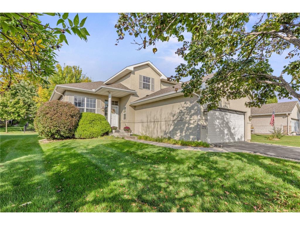 9405 214th Street W, Lakeville, MN, 55044 | MLS: 7002807 | Edina Realty