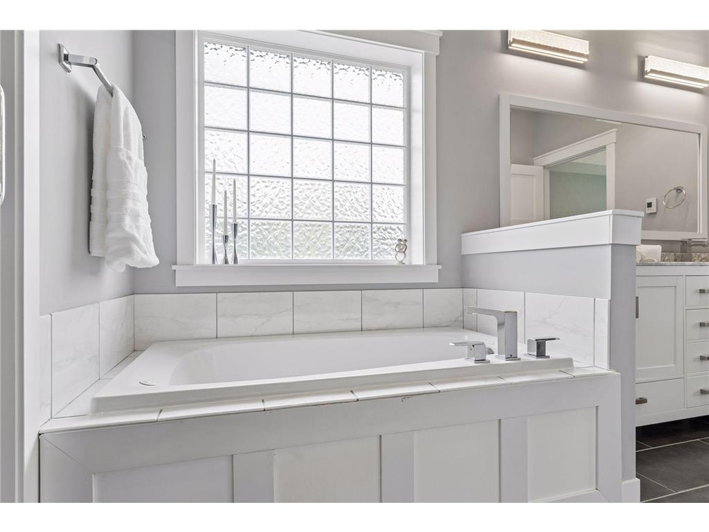 9408 Aladin Trail Inver Grove Heights MN 55077 7070057 image19