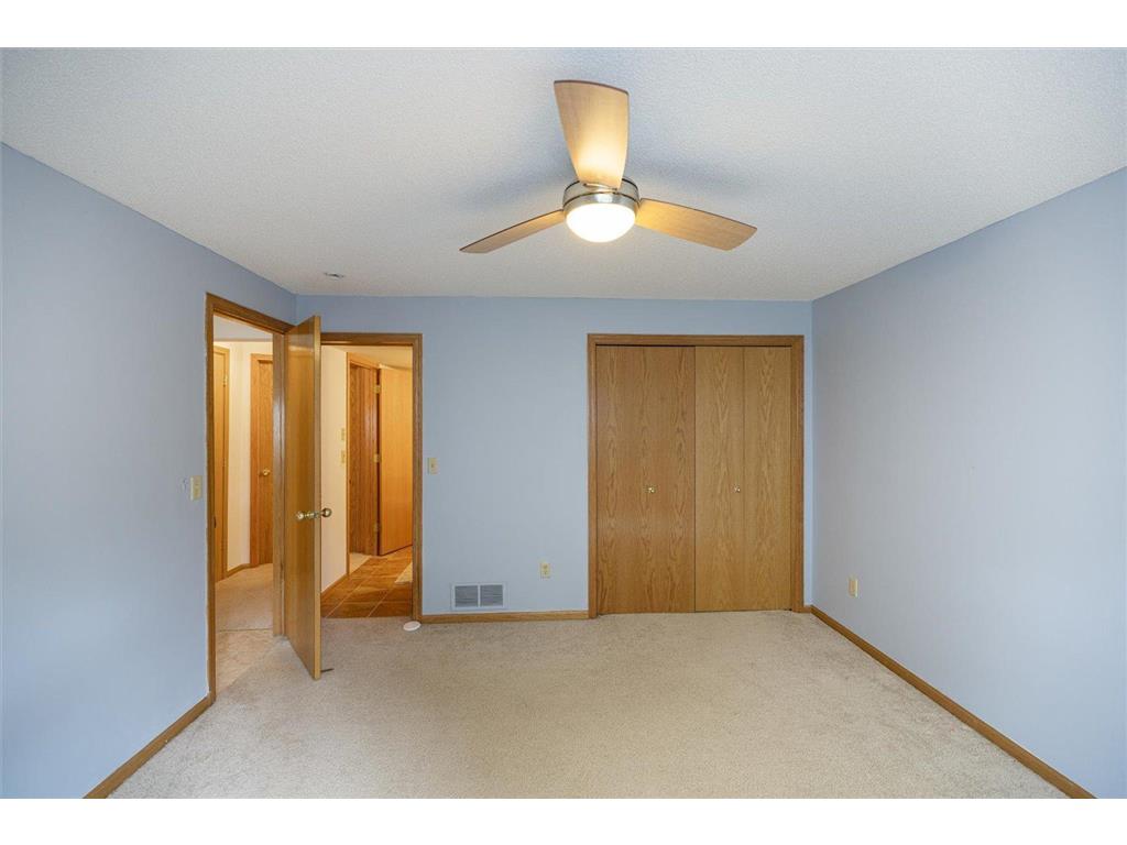 9408 Jennifer Court Chisago City MN 55013 - Green 7086201 image33