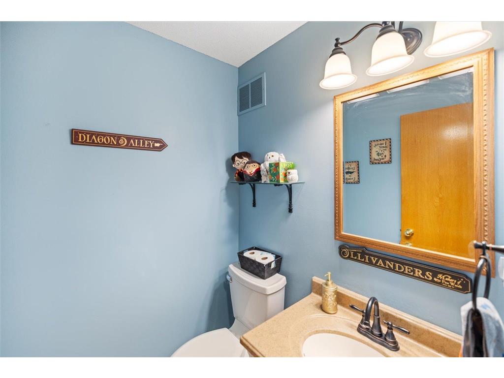 9408 Jennifer Court Chisago City MN 55013 - Green 7086201 image34