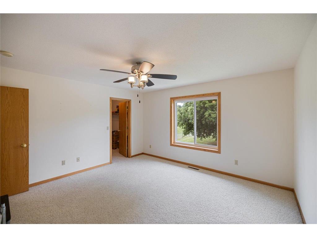 9408 Jennifer Court Chisago City MN 55013 - Green 7086201 image40