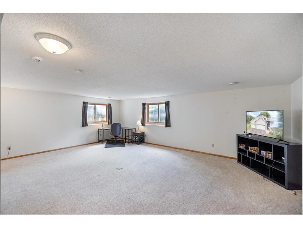 9408 Jennifer Court Chisago City MN 55013 - Green 7086201 image46