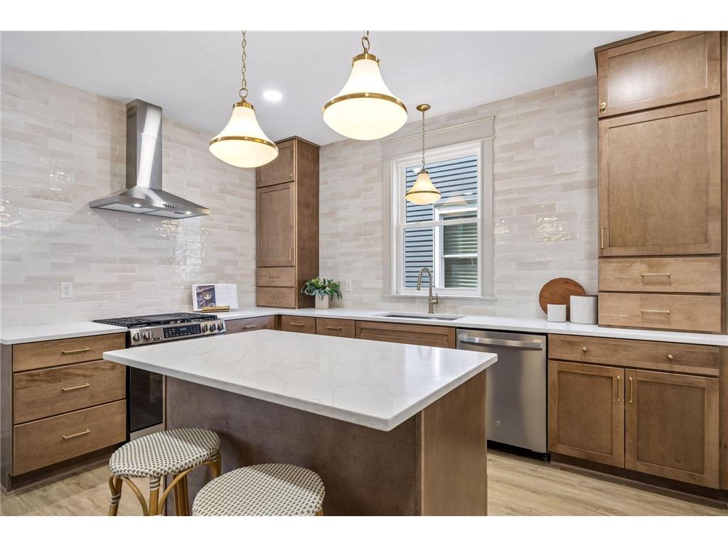 941 Hague Avenue Saint Paul MN 55104 7051307 image2