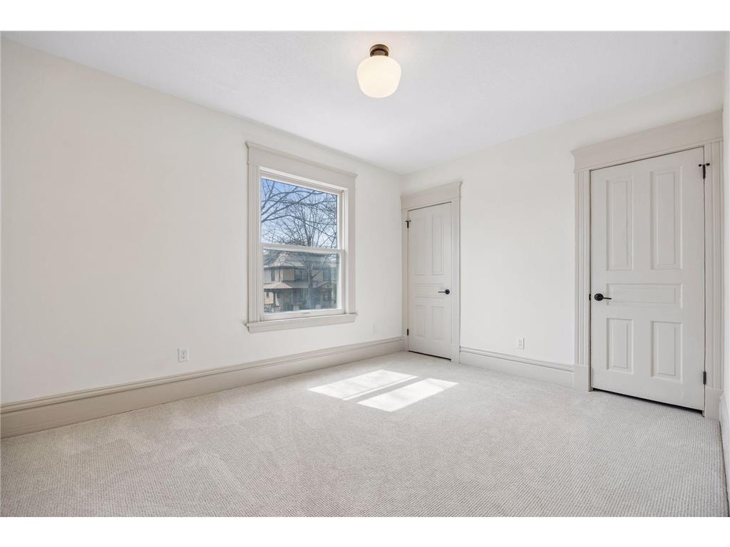 941 Hague Avenue Saint Paul MN 55104 7051307 image36
