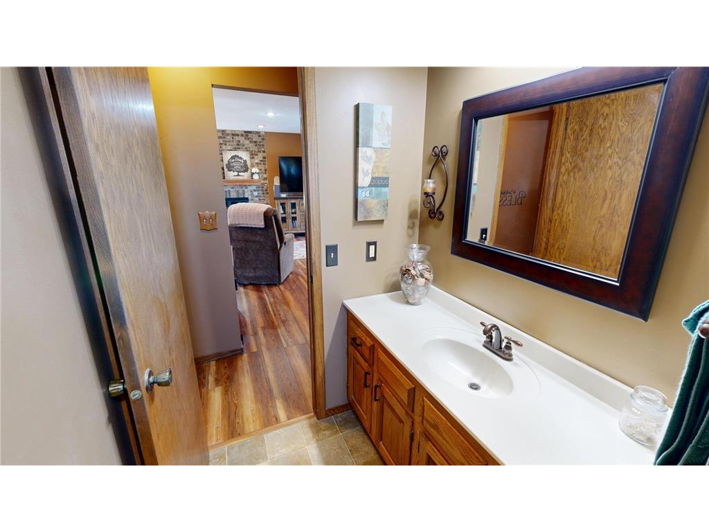 941 Mary Avenue Willmar MN 56201 6823175 image20