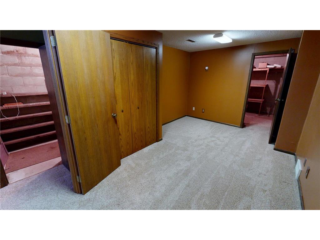 941 Mary Avenue Willmar MN 56201 6823175 image33