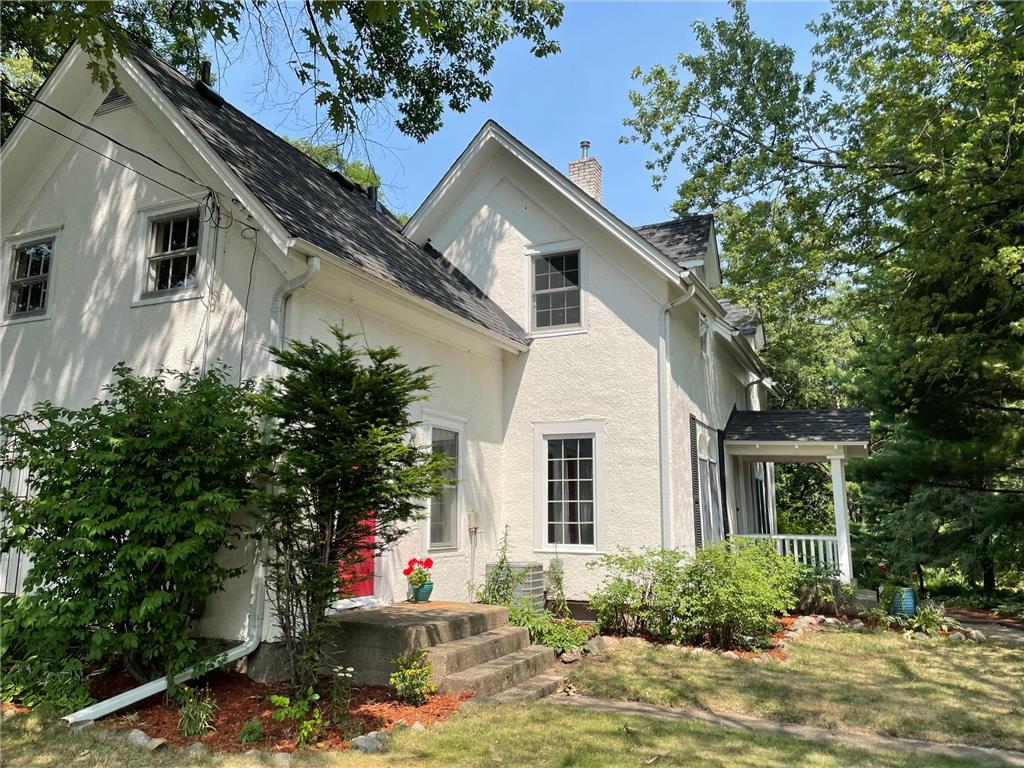 941 Roselawn Avenue W Roseville MN 55113 6520995 image1