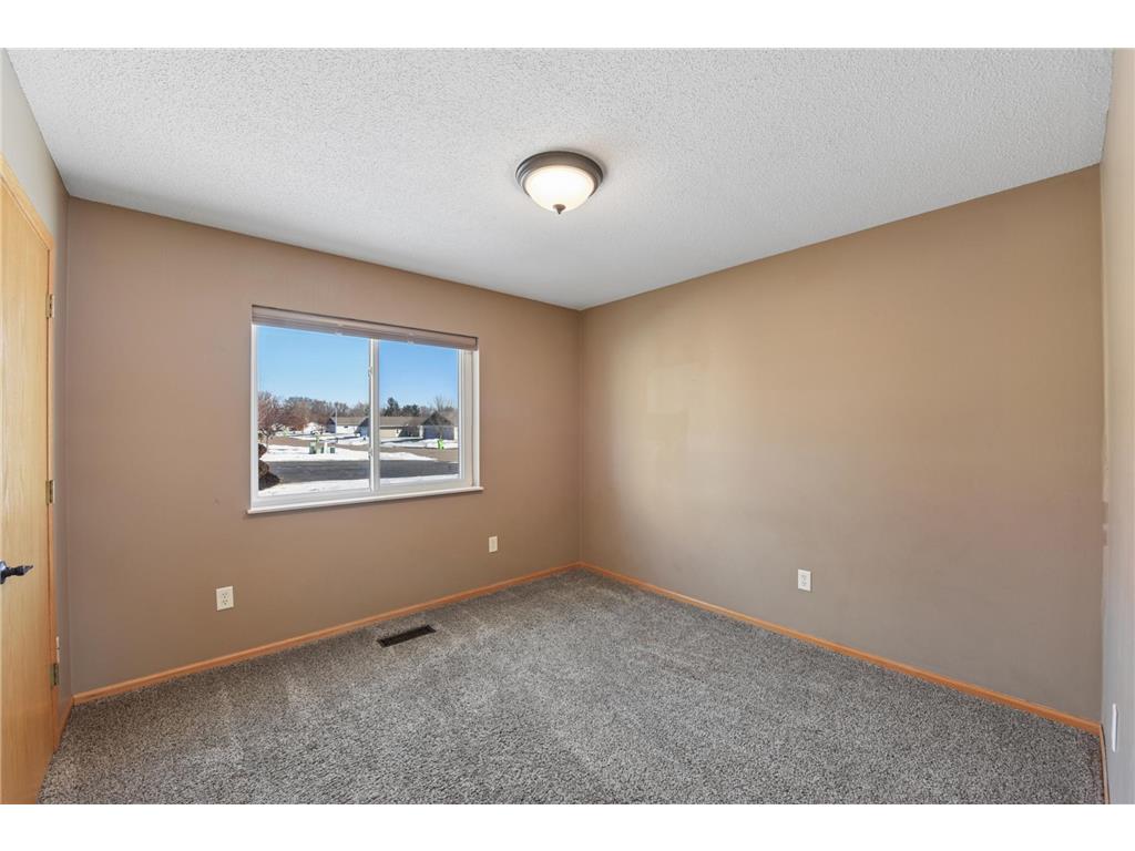 941 W Edge Place #14 New Richmond WI 54017 7026294 image14