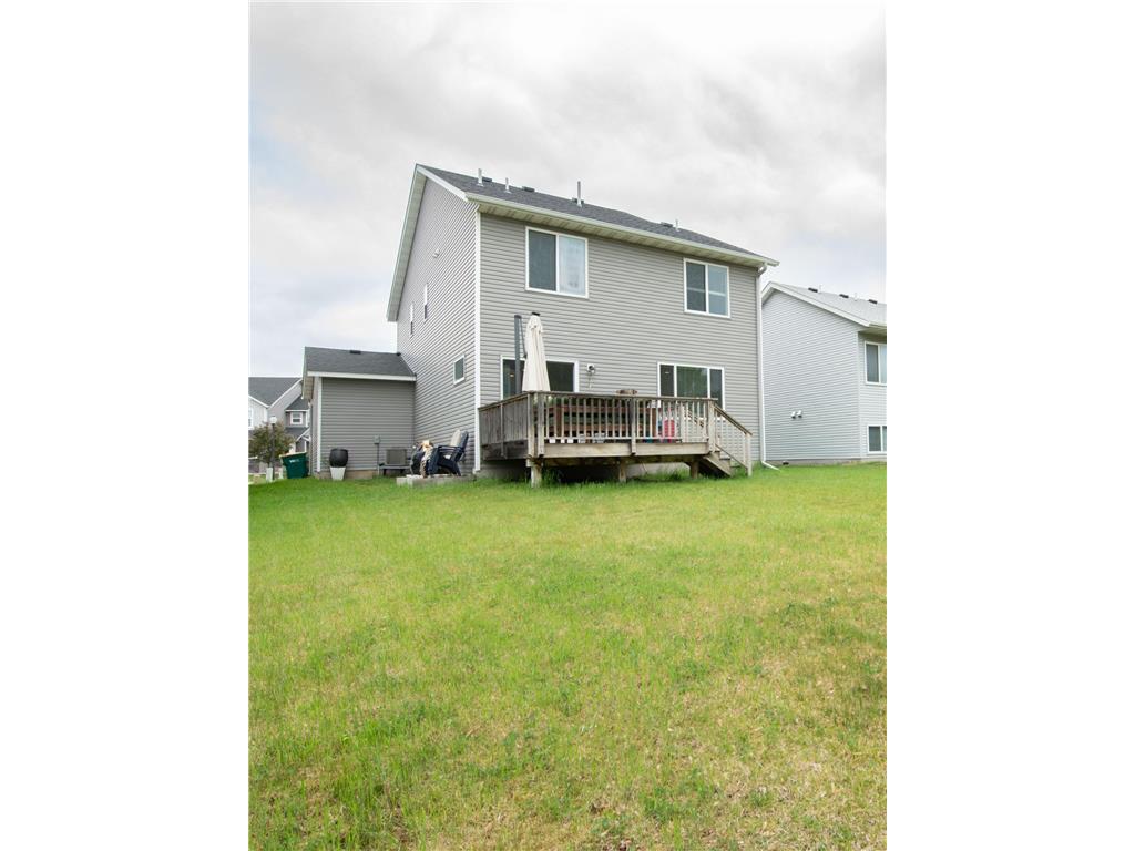 9415 Toledo Lane N Brooklyn Park MN 55443 7078309 image2