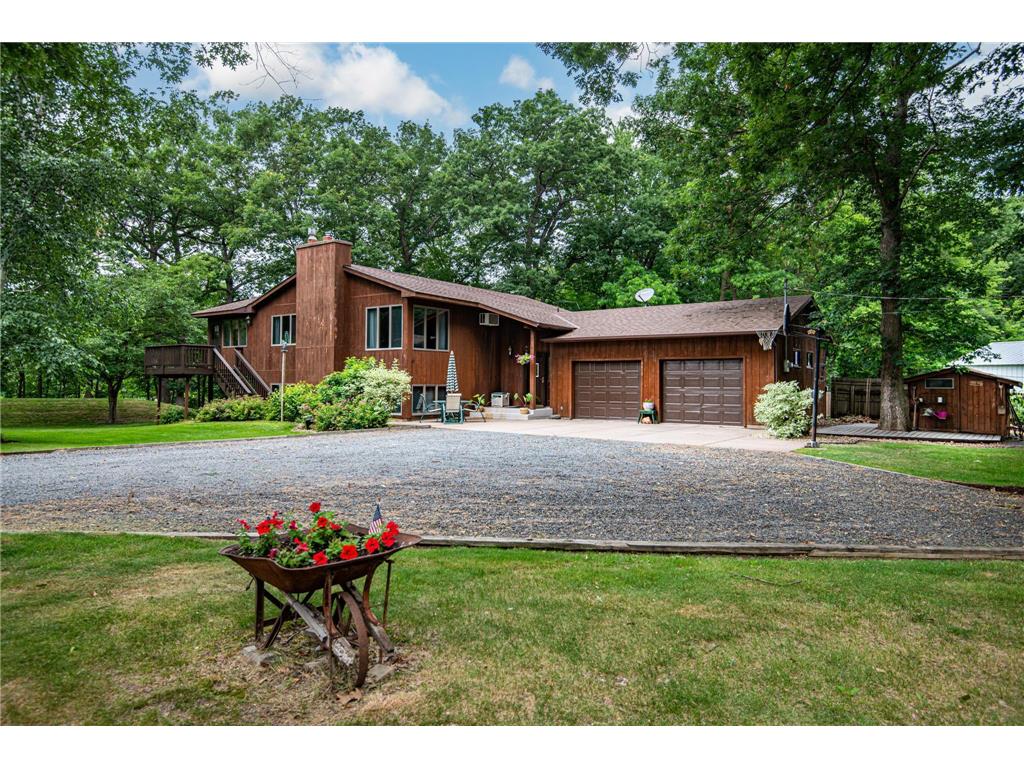 9418 270th Street, Chisago City, MN, 55013 MLS 6230047 Edina Realty