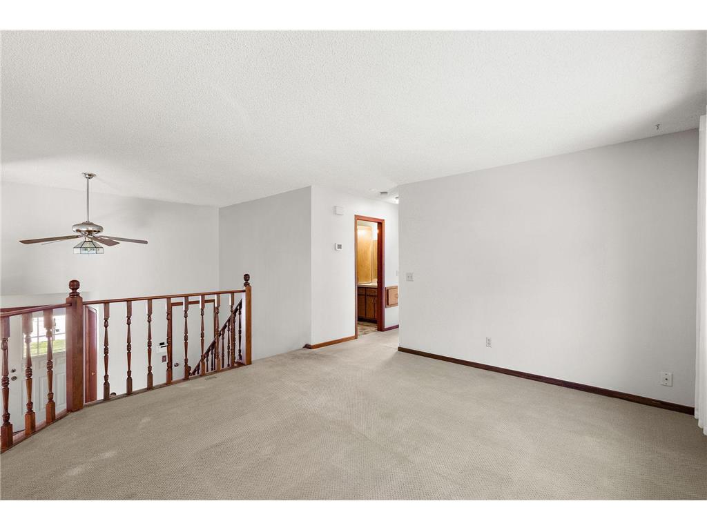 9419 James Avenue N Brooklyn Park MN 55444 7019359 image14