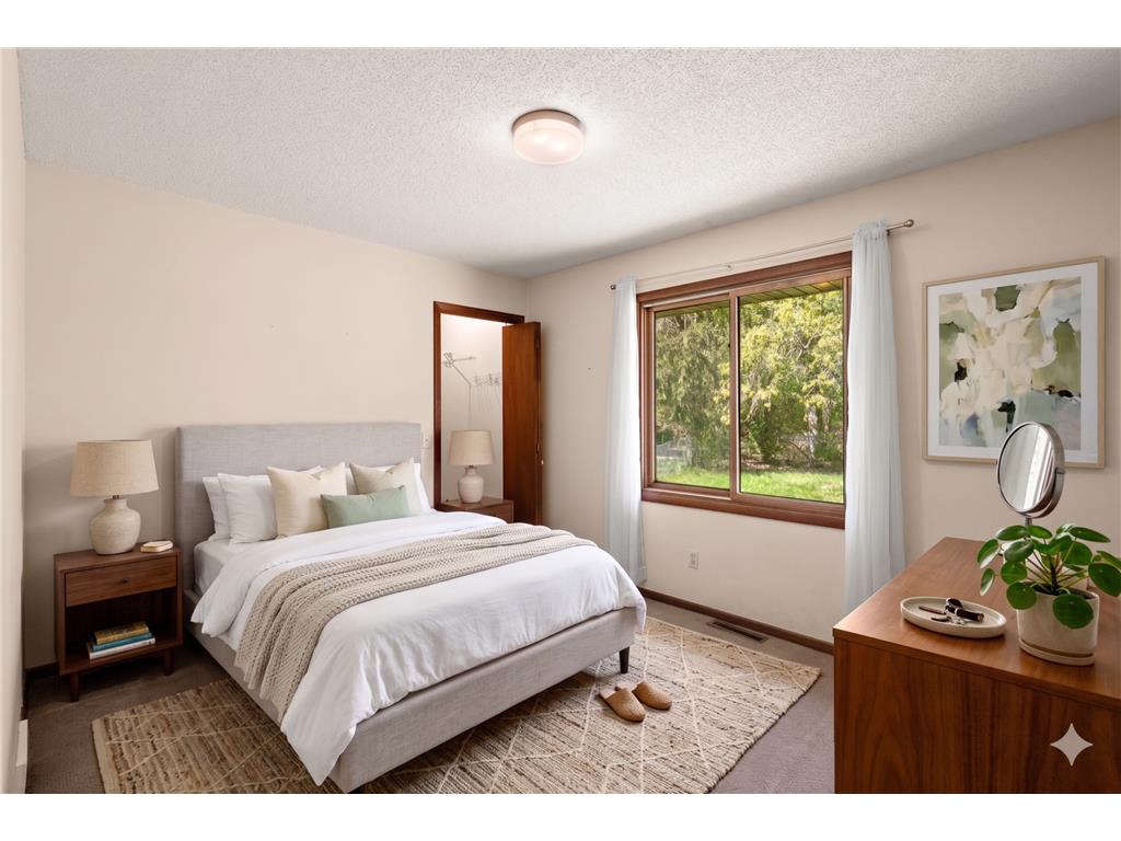 9419 James Avenue N Brooklyn Park MN 55444 7019359 image18
