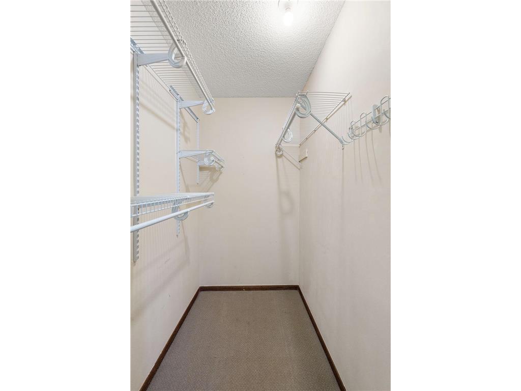 9419 James Avenue N Brooklyn Park MN 55444 7019359 image20
