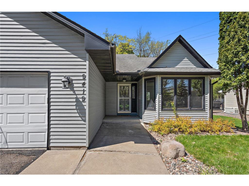 9419 James Avenue N Brooklyn Park MN 55444 7019359 image3