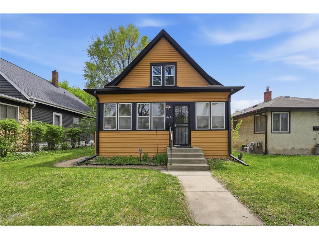 942 Central Avenue W Saint Paul MN 55104 7078479 image1