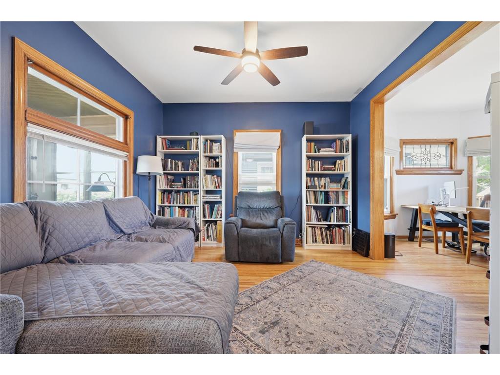 942 Central Avenue W Saint Paul MN 55104 7078479 image11