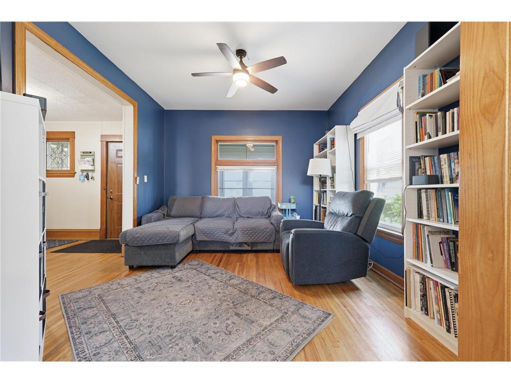 942 Central Avenue W Saint Paul MN 55104 7078479 image12